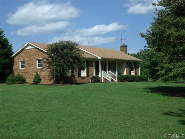 13085 Plank Road Kenbridge, VA 23944 - Photo 2 of 22