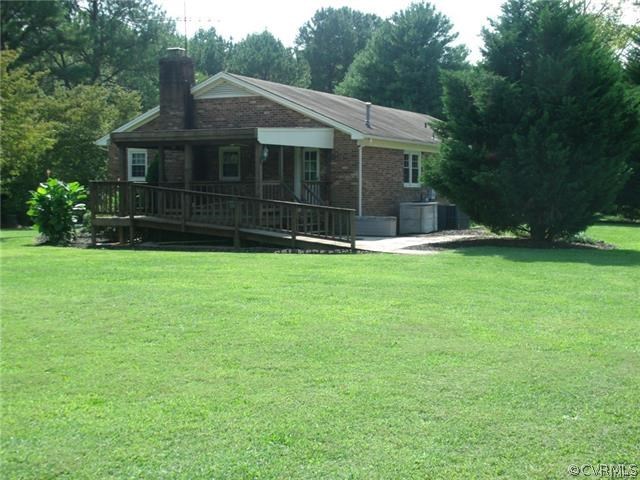 13085 Plank Road Kenbridge, VA 23944 - Photo 3 of 22