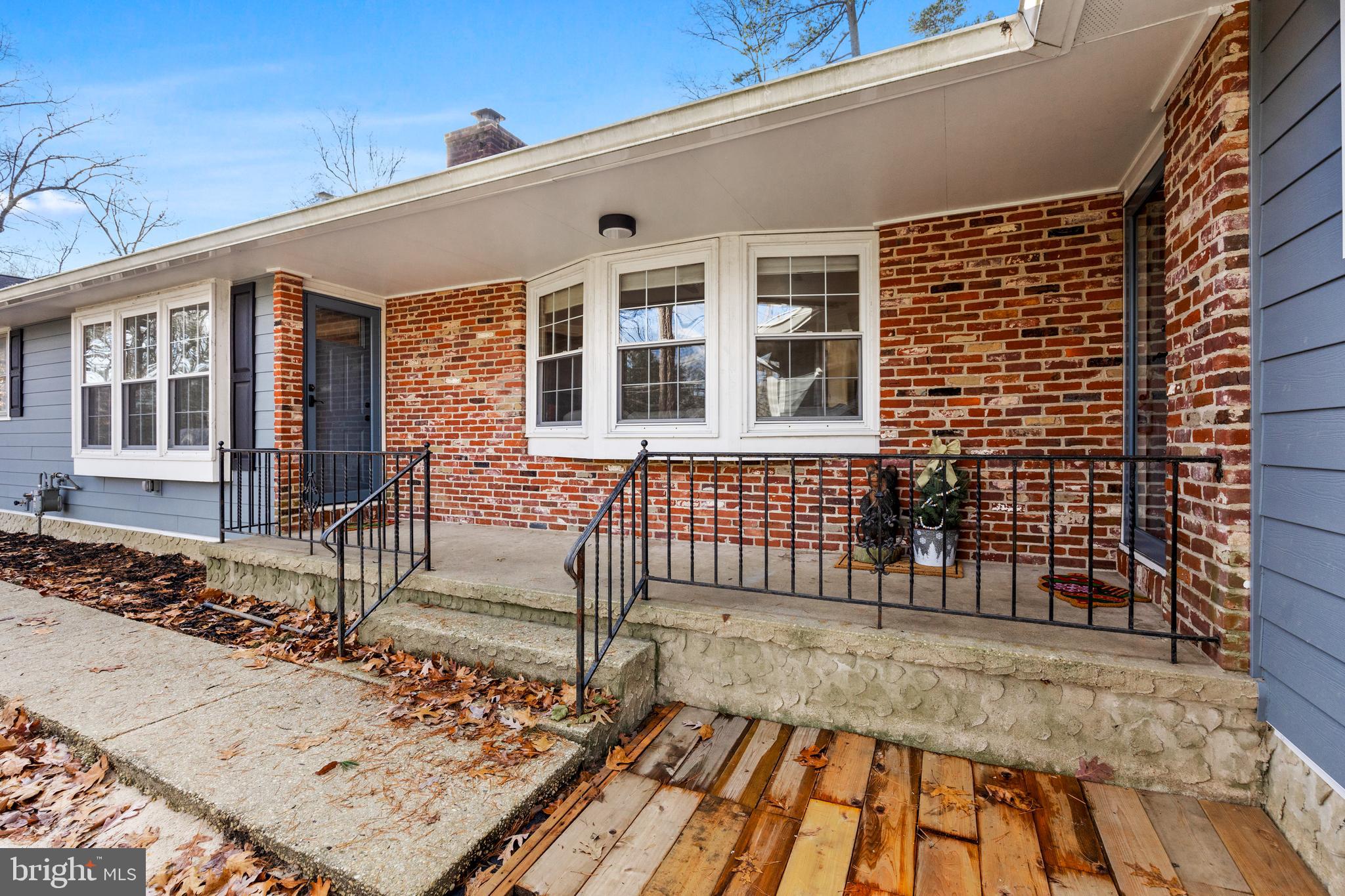 206 Tabernacle Road Medford Lakes, NJ 08055 - Photo 3 of 30 Front Porch