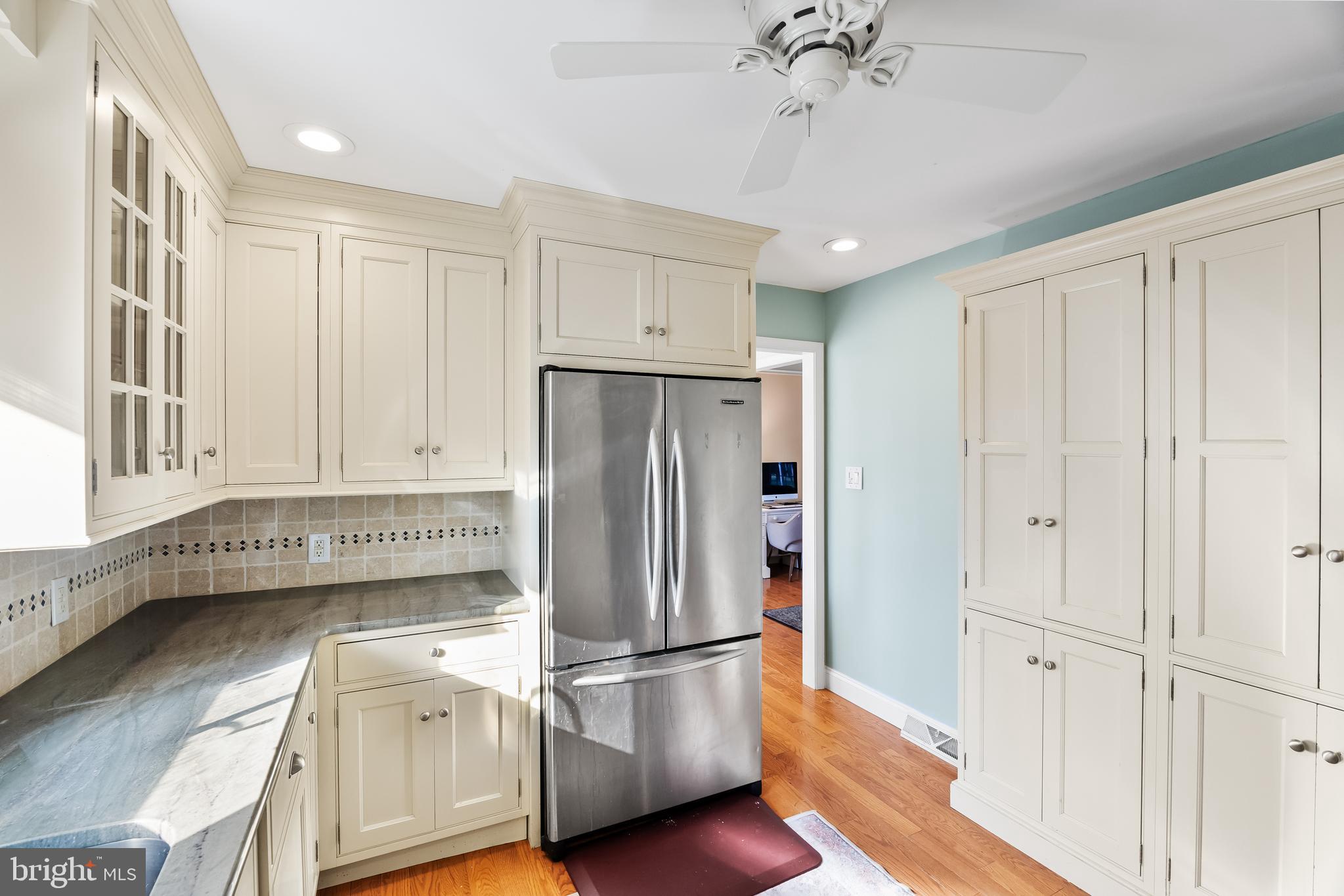 206 Tabernacle Road Medford Lakes, NJ 08055 - Photo 10 of 30 Kitchen Stainless Steel Appliances