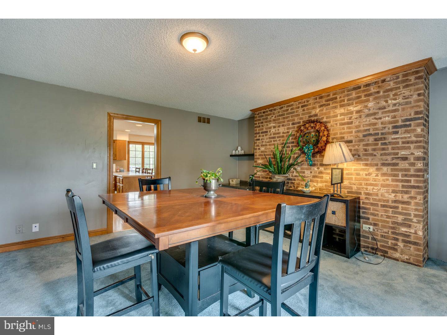 1620 Glassboro Road Williamstown, NJ 08094 - Photo 17 of 28 Dining Room