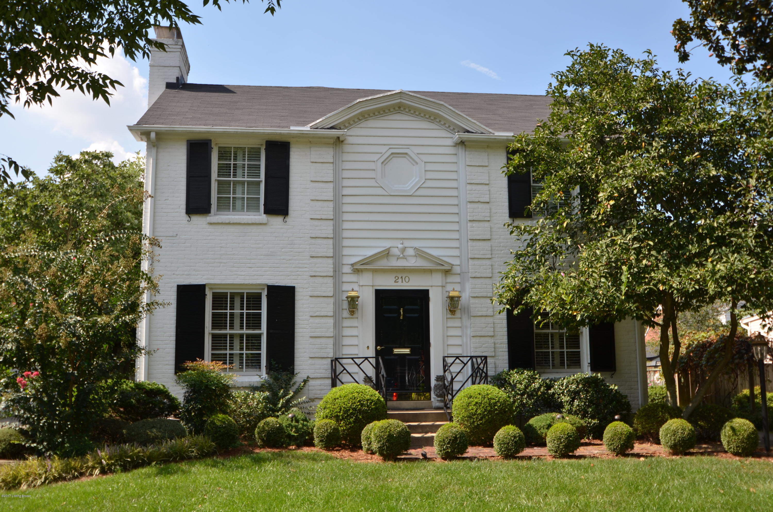 210 Don Allen Road Richlawn, KY 40207 - Photo 1 of 37 main