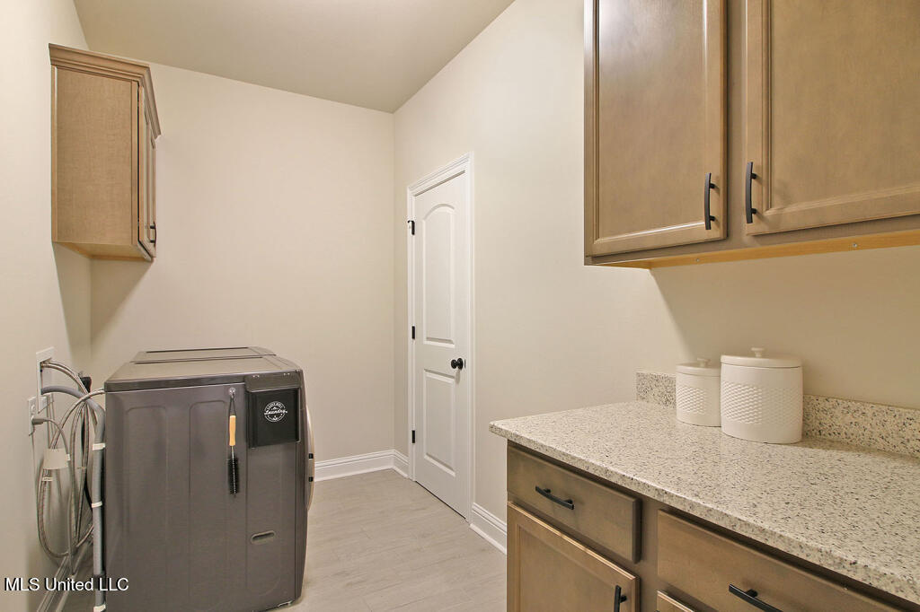 15550 Soaring Loop Gulfport, MS 39503 - Photo 7 of 24 15550-Soaring-Loop-07