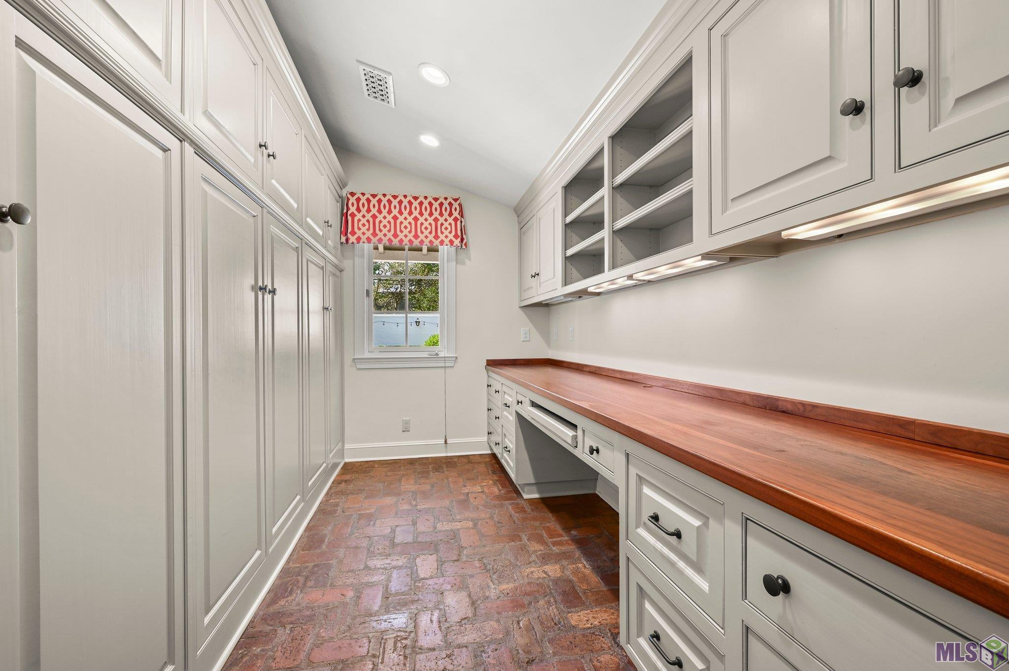 7022 Richards Drive Baton Rouge, LA 70809 - Photo 19 of 58 Office