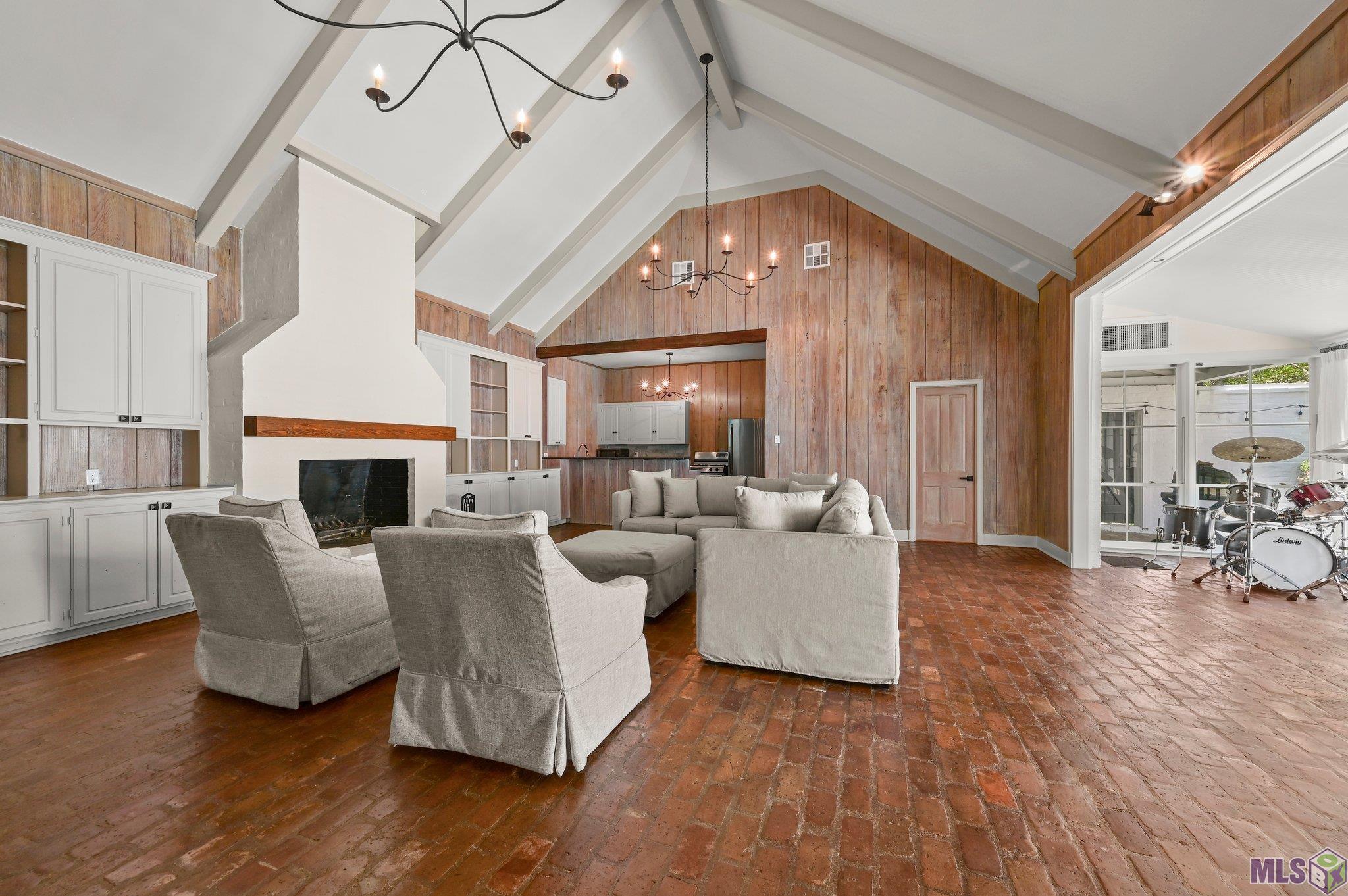 7022 Richards Drive Baton Rouge, LA 70809 - Photo 21 of 58 Game Room/Kids Den