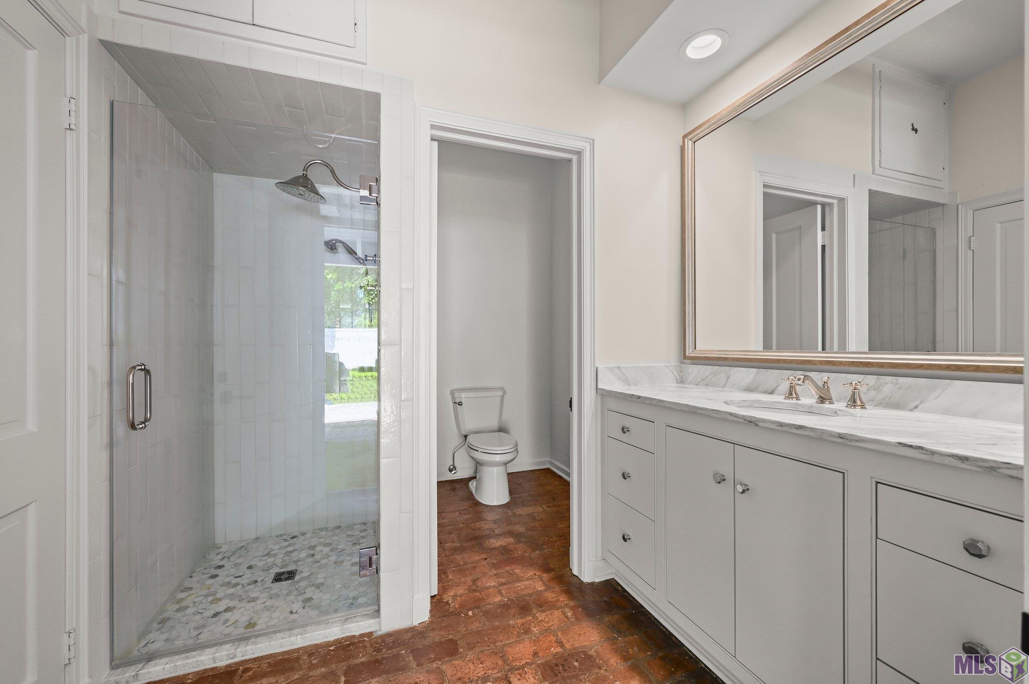 7022 Richards Drive Baton Rouge, LA 70809 - Photo 24 of 58 Pool Bath off Bonus Room