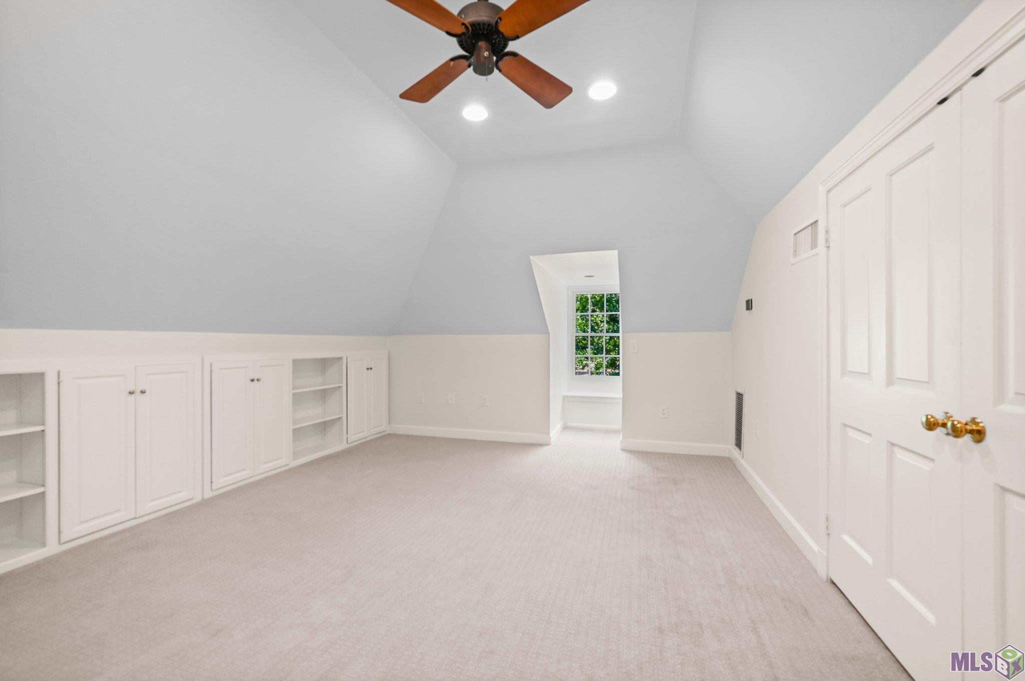 7022 Richards Drive Baton Rouge, LA 70809 - Photo 42 of 58 Upstairs Guest Bedroom