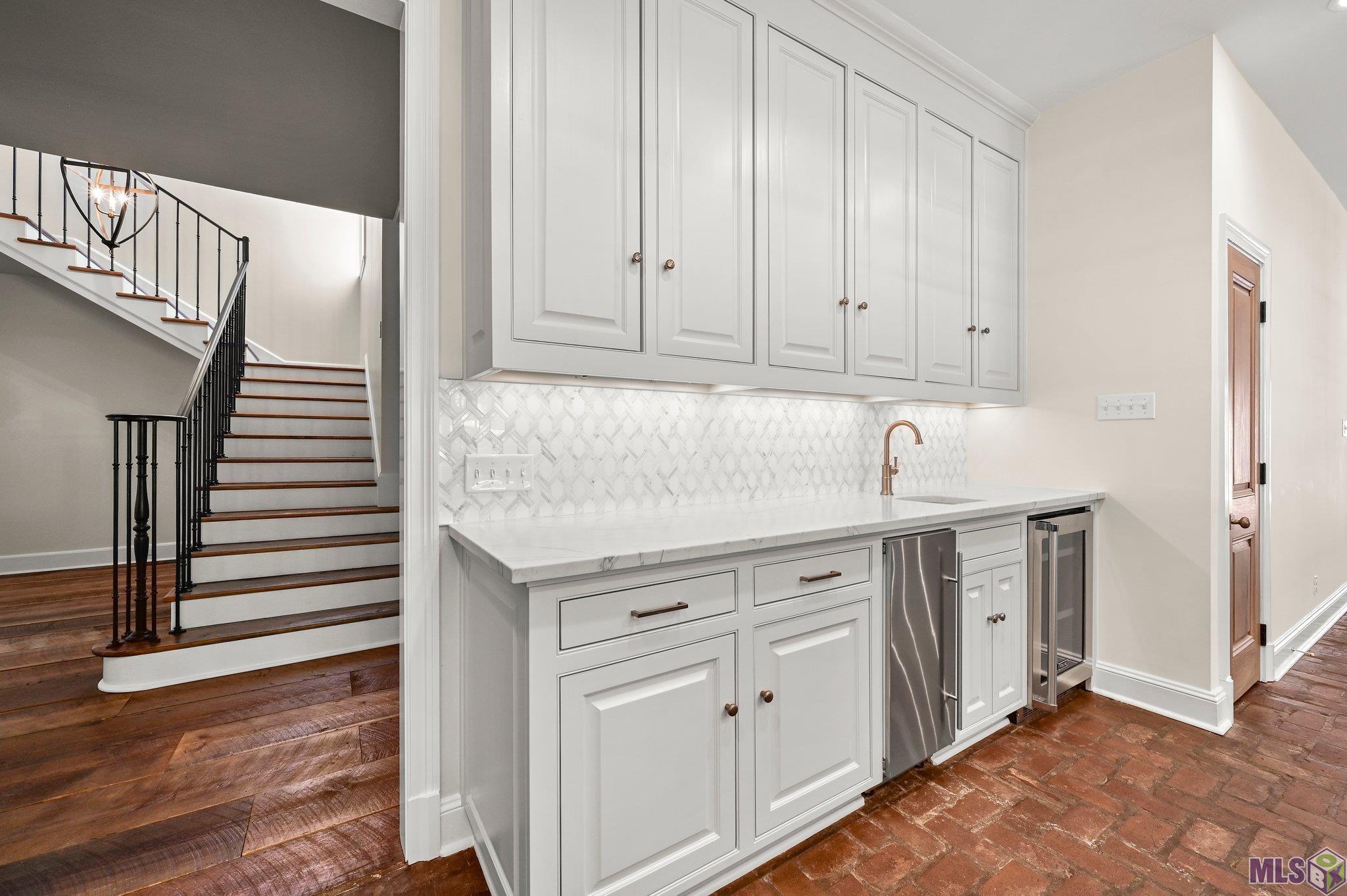 7022 Richards Drive Baton Rouge, LA 70809 - Photo 10 of 58