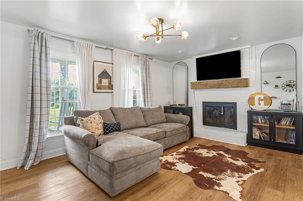 5160 Blakeshire Road Greensboro, NC 27406 - Photo 6 of 19