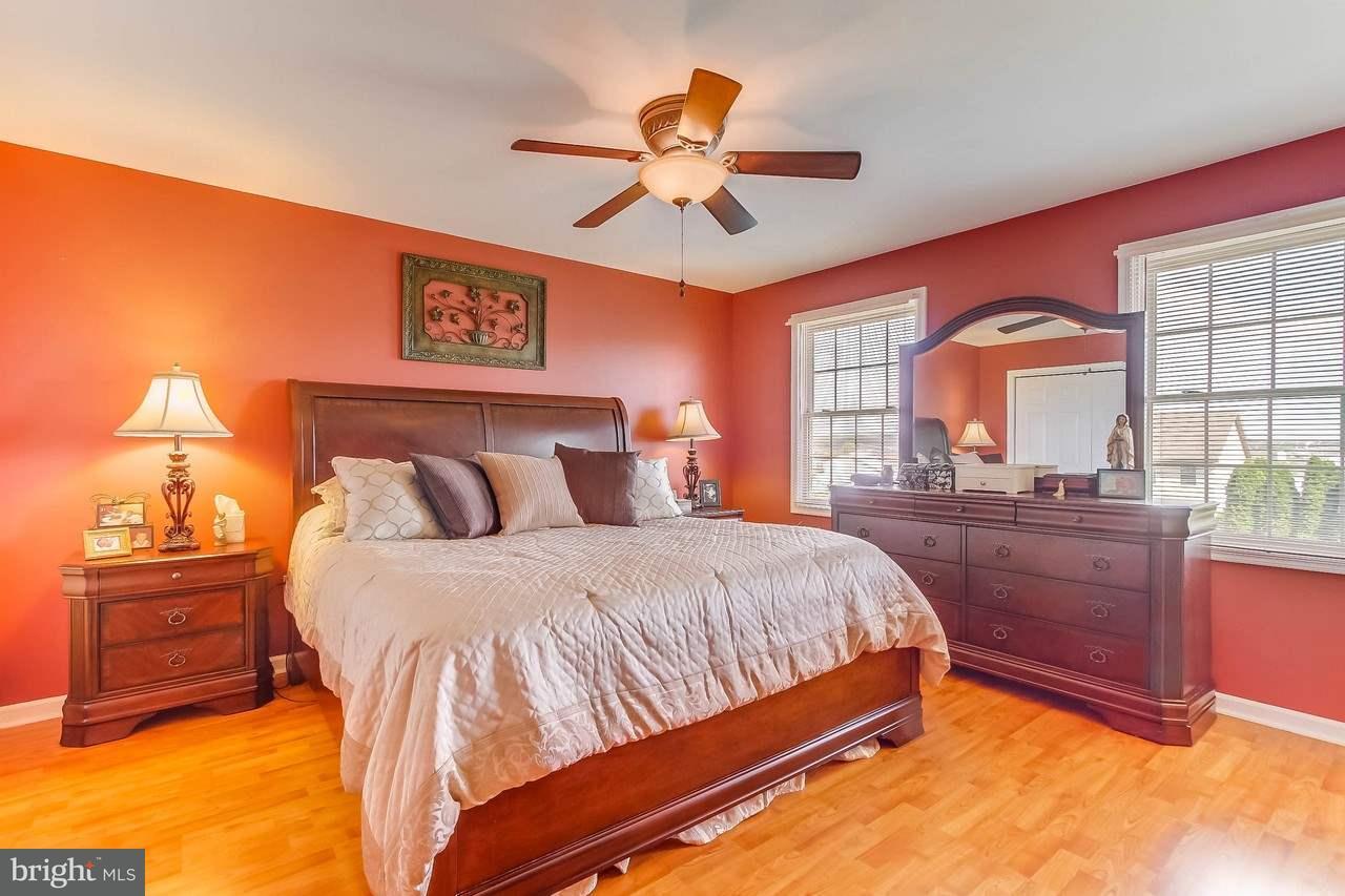 1115 Gora Road South York, PA 17404 - Photo 8 of 25 Gallery Image 8