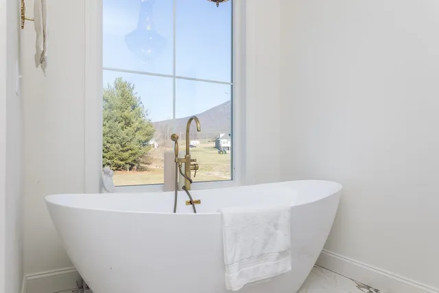 $1,200,000 | 653 Pineville Road, McGaheysville, VA 22840