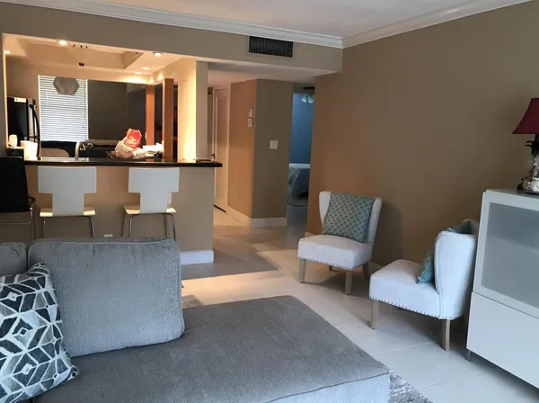 $2,800 | 777 South Federal Highway, Unit 101M, Pompano Beach, FL 33062