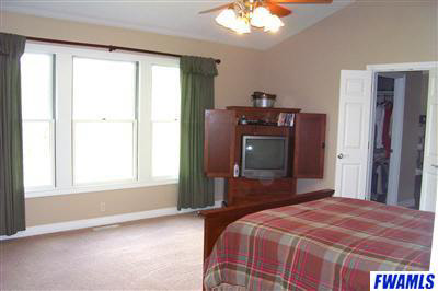 15635 Feighner Road Roanoke, IN 46783 - Photo 8 of 19