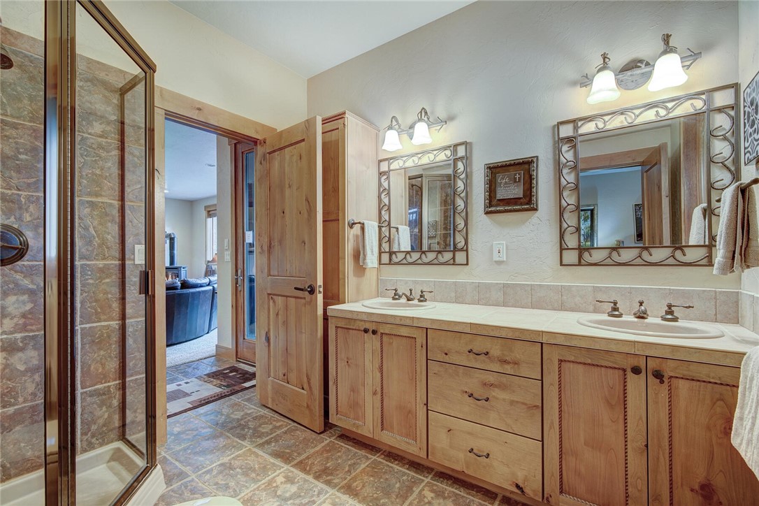 1730 Red Hawk Road, Unit 3 Silverthorne, CO 80498 - Photo 29 of 35 Gallery Image 29