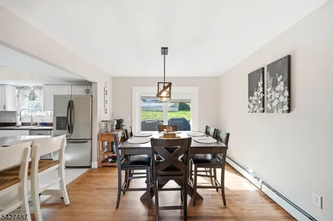 $499,900 | 11 Davis Terrace, Newton, NJ 07860