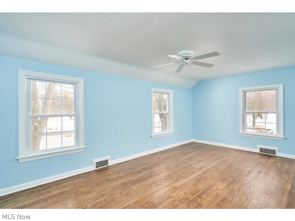 341 Overwood Road Akron, OH 44313 - Photo 19 of 27