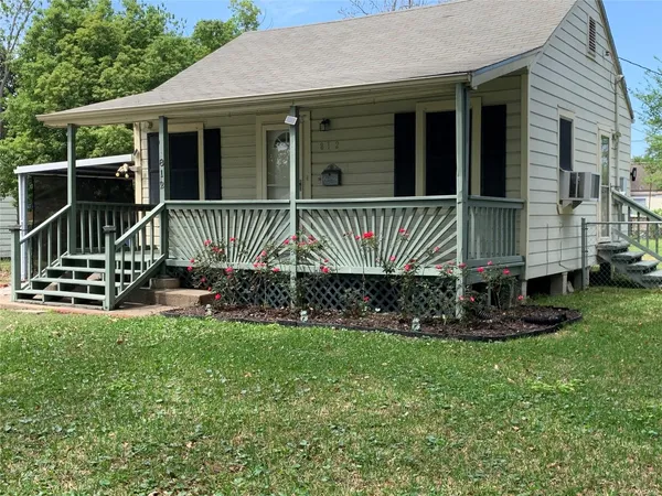 $85,000 | 812 17th Avenue North, Texas City, TX 77590