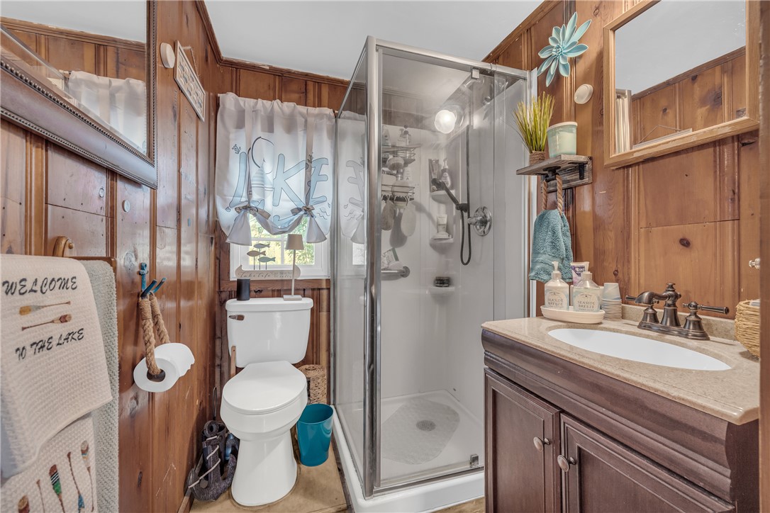 335 Time Out Place Tamassee, SC 29686 - Photo 15 of 49 Full Bath