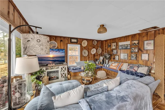 $319,900 | 335 Time Out Place, Tamassee, SC 29686