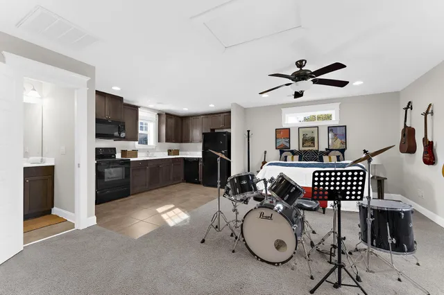 $2,200,000 | 1636 Oak Leaf Street, Charleston, SC 29492