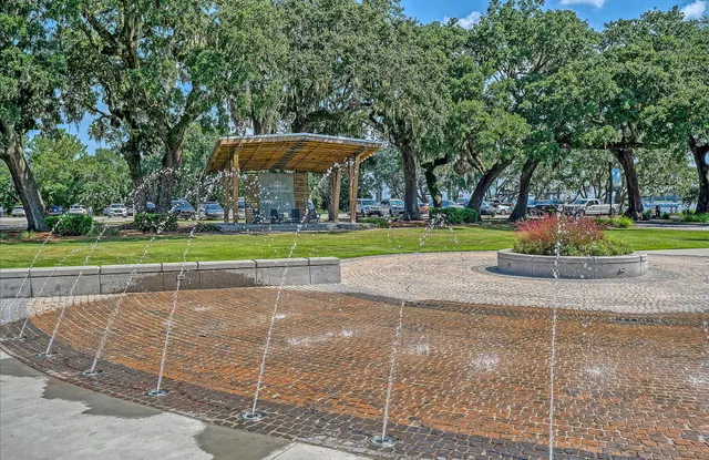 $2,200,000 | 1636 Oak Leaf Street, Charleston, SC 29492