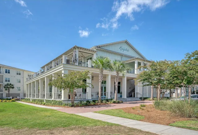 $2,200,000 | 1636 Oak Leaf Street, Charleston, SC 29492