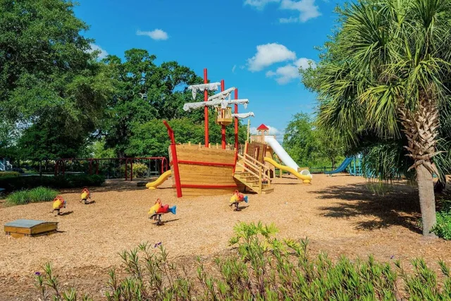 $2,200,000 | 1636 Oak Leaf Street, Charleston, SC 29492