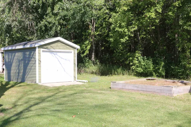 $439,900 | N2382 Maloney Road, Kaukauna, WI 54130