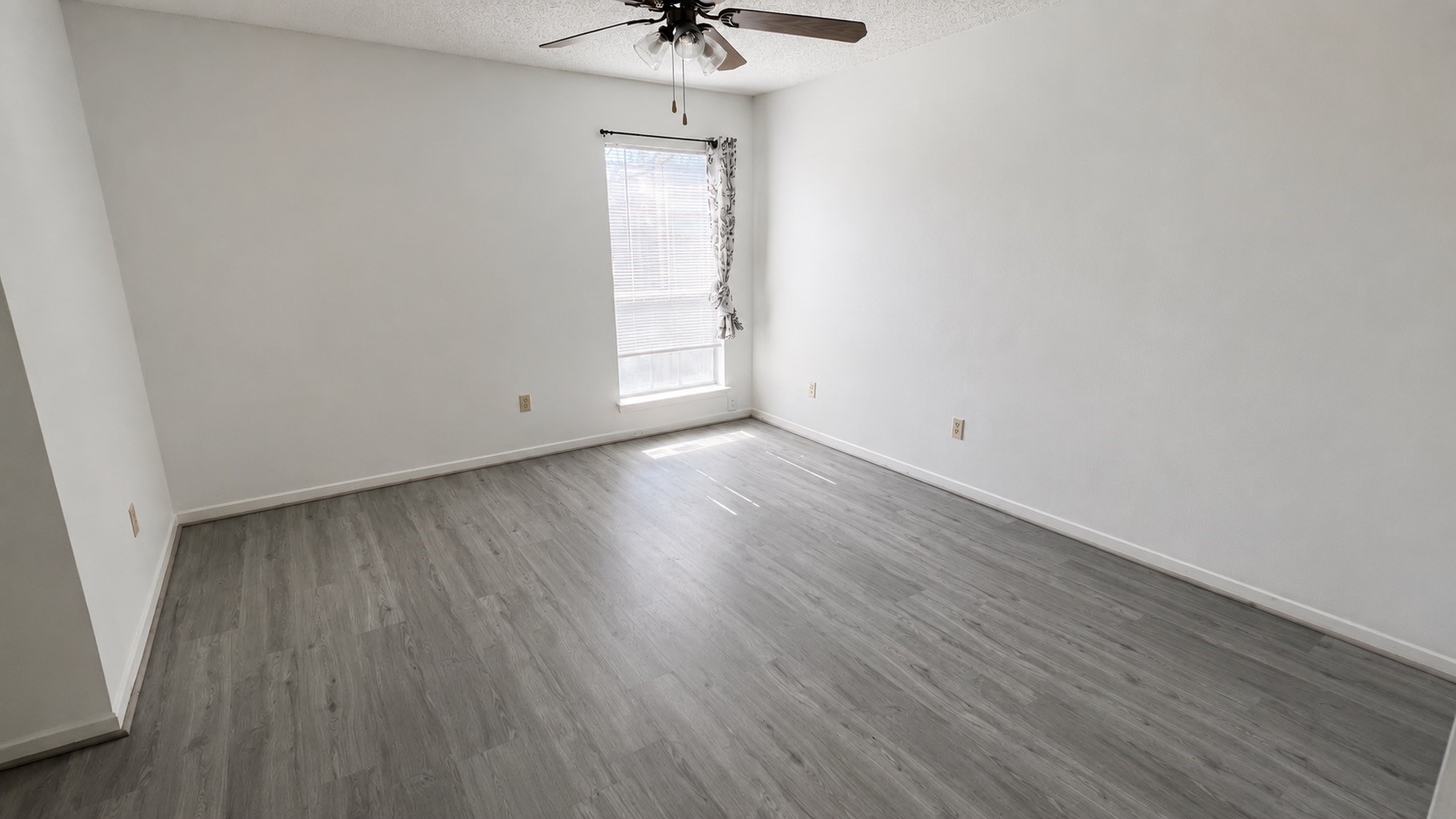 11685 Alief Clodine Road, Unit 10 Houston, TX 77072 - Photo 16 of 33