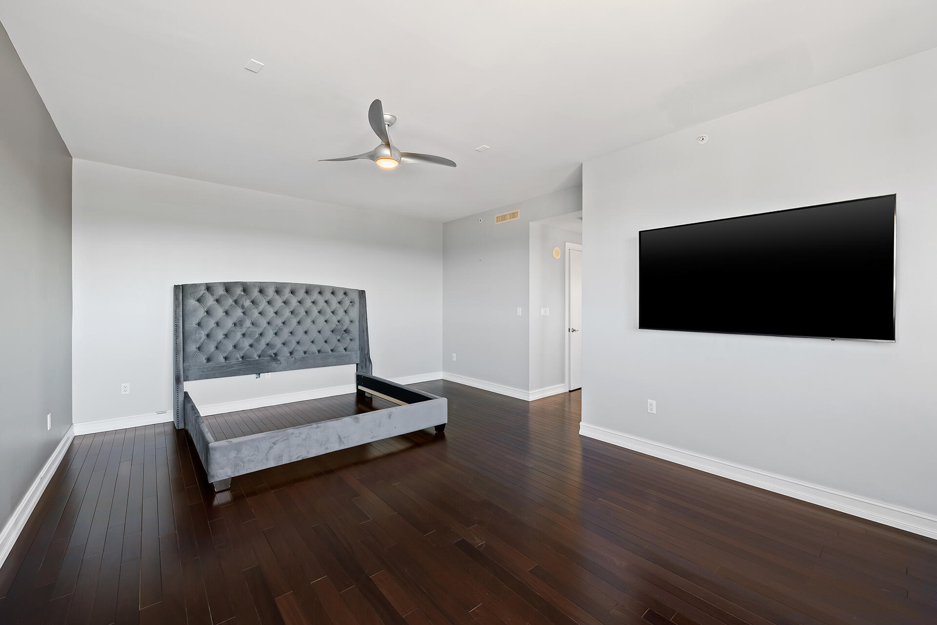455 East Palmetto Park Road, Unit 7W Boca Raton, FL 33432 - Photo 13 of 39 Master Bedroom