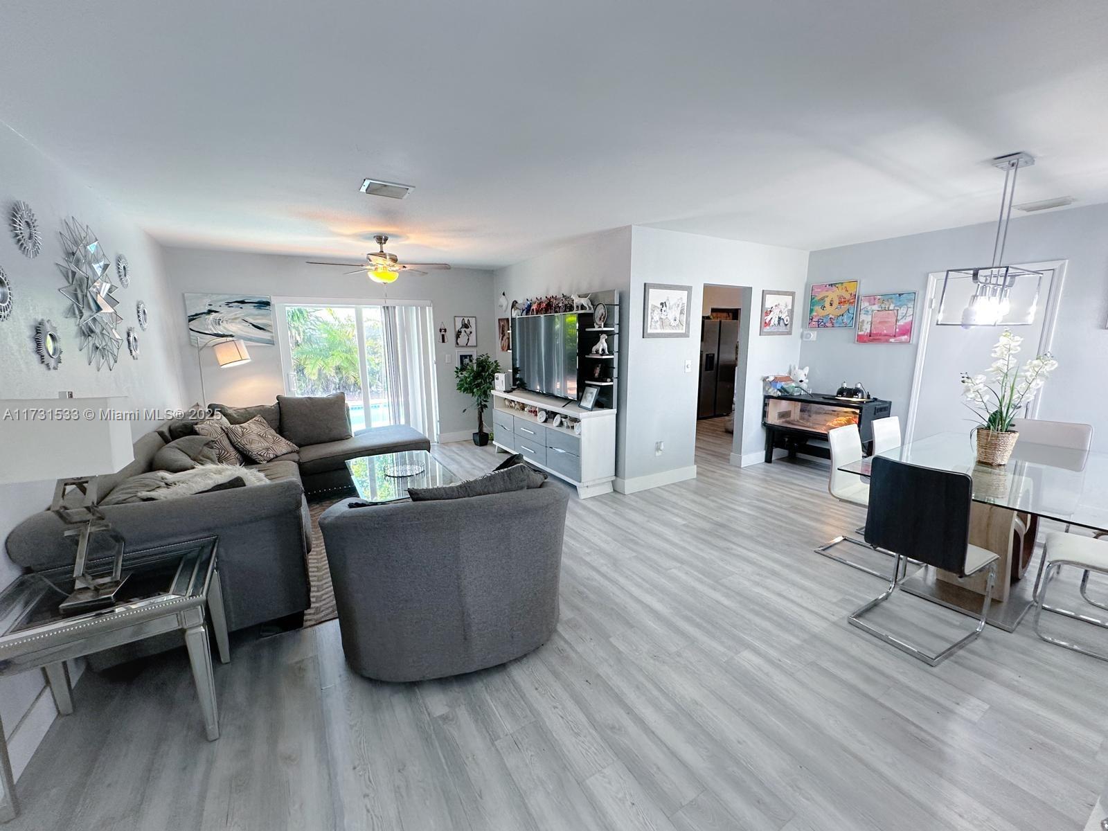 20600 Southwest 116th Road Miami, FL 33177 - Photo 18 of 34