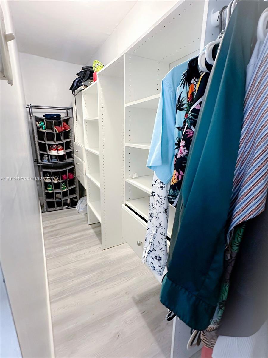 20600 Southwest 116th Road Miami, FL 33177 - Photo 28 of 34