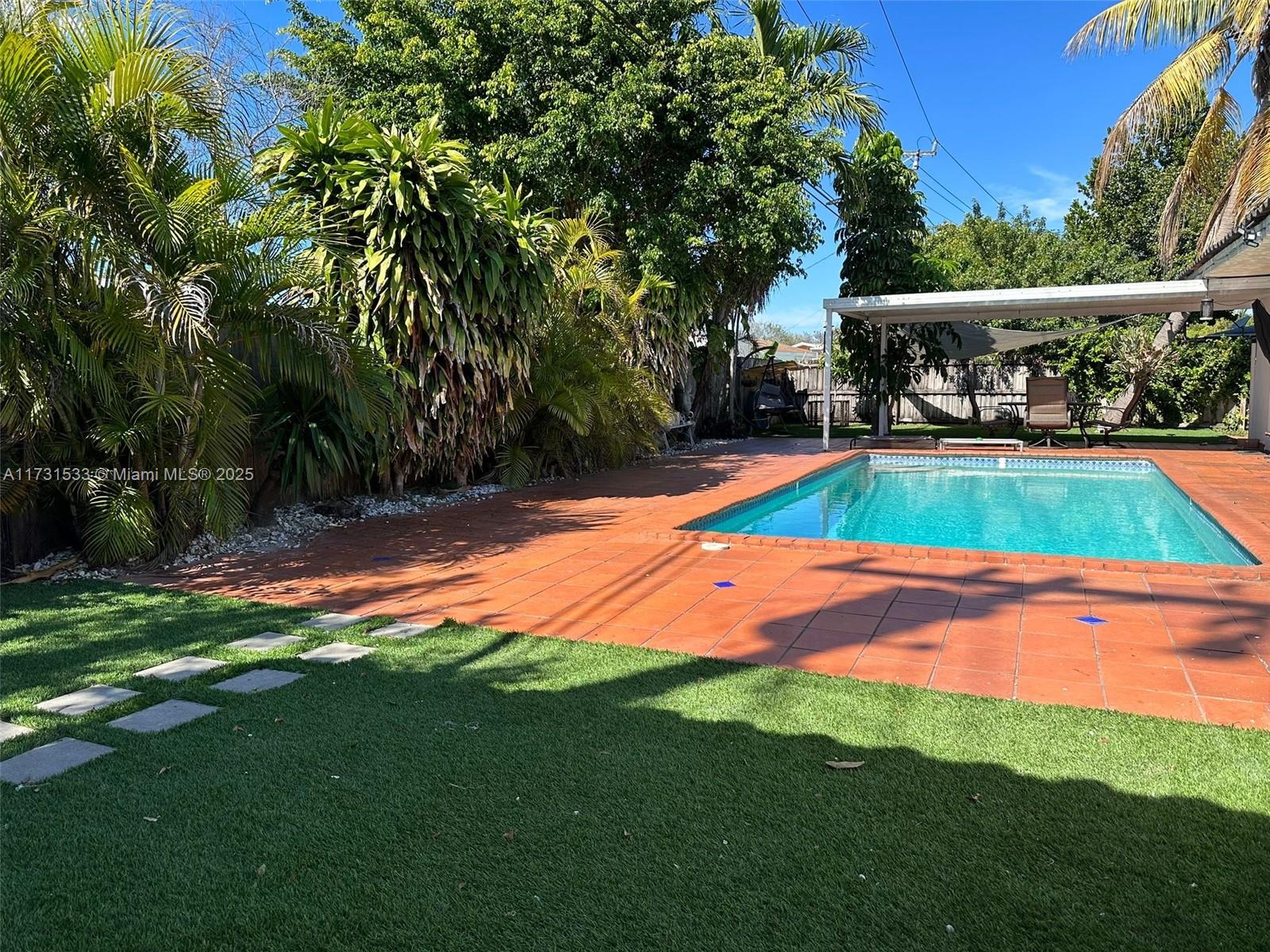 20600 Southwest 116th Road Miami, FL 33177 - Photo 6 of 34