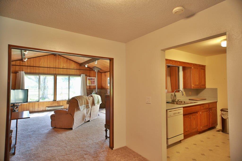 2301 Leonard Road Grants Pass, OR 97527 - Photo 9 of 32 Additional Photo