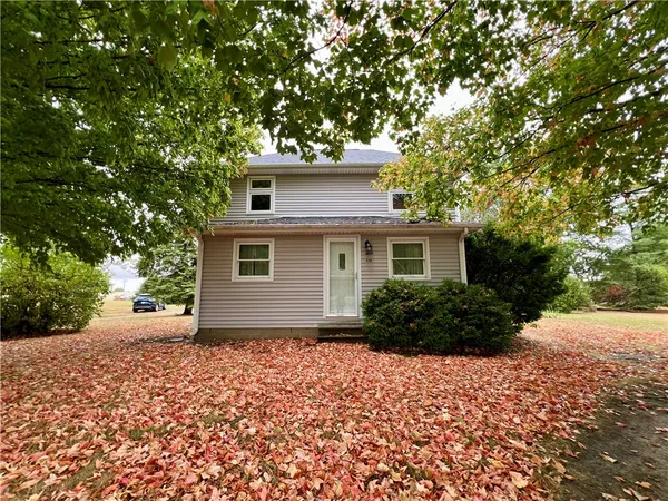 $169,900 | 320 South Main Street, Gifford, IL 61847