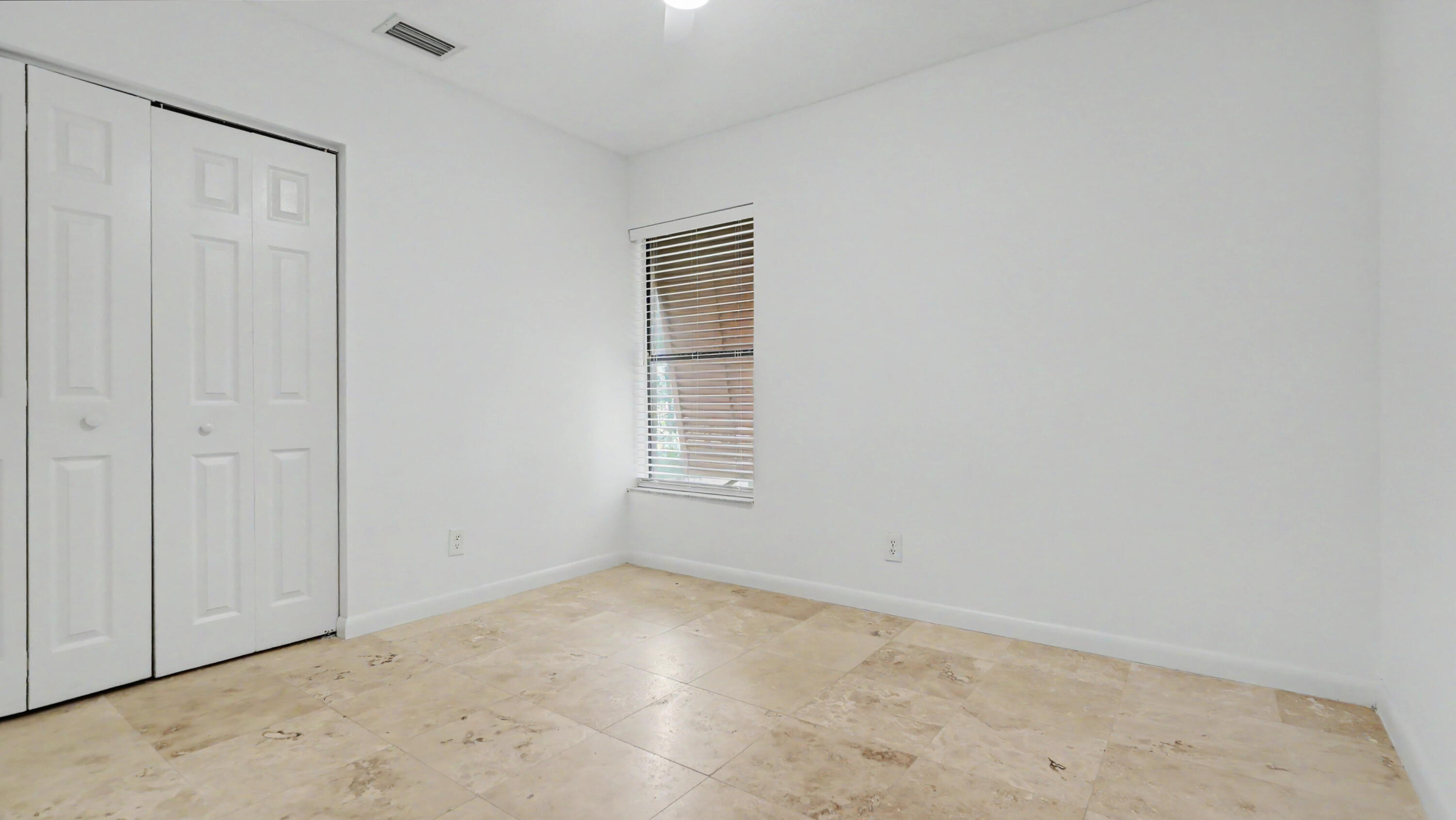 3939 Northeast 5th Avenue, Unit A201 Boca Raton, FL 33431 - Photo 24 of 44 DSC08800