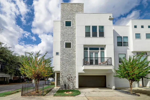 $3,700 | 5622 Kiam Street, Unit F, Houston, TX 77007
