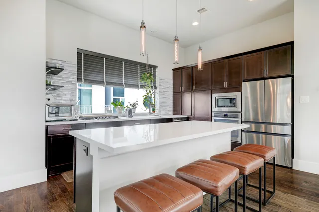 $3,700 | 5622 Kiam Street, Unit F, Houston, TX 77007