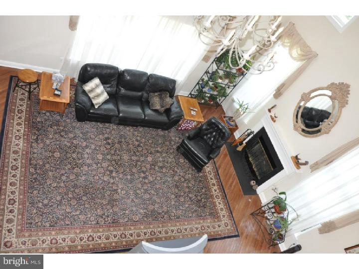 8 Ridgeview Road Delran, NJ 08075 - Photo 14 of 25 Family Room