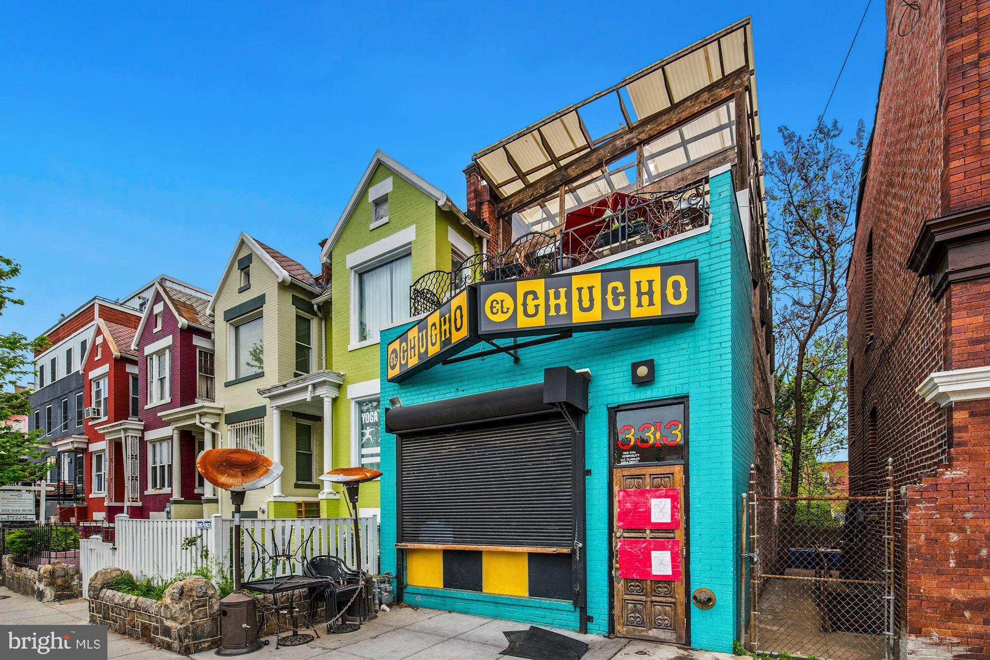 756 Park Road Northwest, Unit 2 Washington, DC 20010 - Photo 40 of 48 a street sign on a street corner
