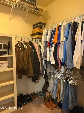 $310,000 | 128 Lakeway Drive, Madison, MS 39110