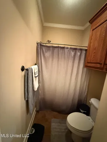 $310,000 | 128 Lakeway Drive, Madison, MS 39110