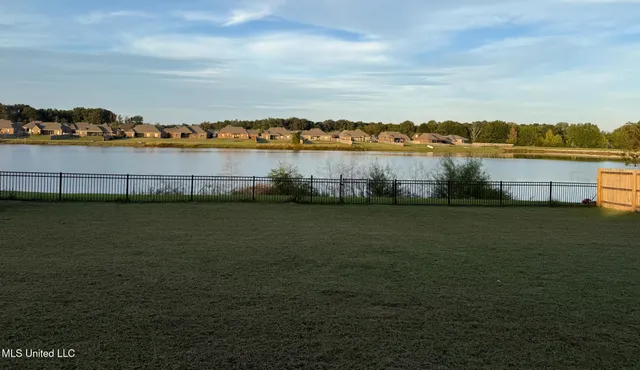 $310,000 | 128 Lakeway Drive, Madison, MS 39110