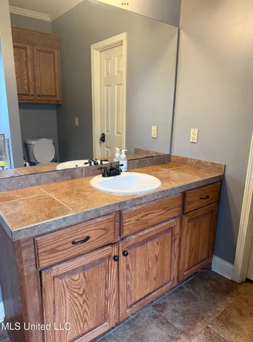 $310,000 | 128 Lakeway Drive, Madison, MS 39110