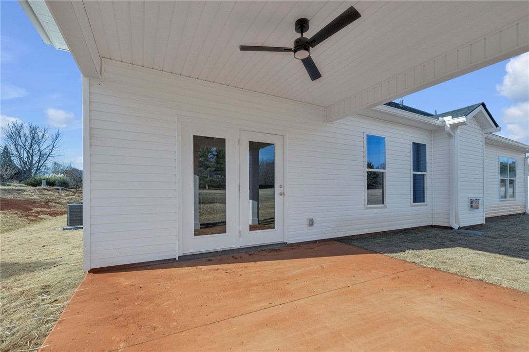 2009 Aberdeen Lane Walhalla, SC 29691 - Photo 28 of 43 Enjoy outdoor living with a spacious patio, perfect for entertaining.