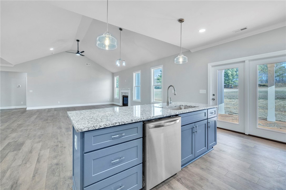 2009 Aberdeen Lane Walhalla, SC 29691 - Photo 9 of 43 This bright kitchen with a spacious island connects seamlessly to the open living area.