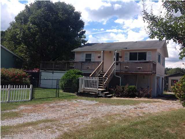 819 Givens Road Chattanooga, TN 37421 - Photo 1 of 12 Primary Photo