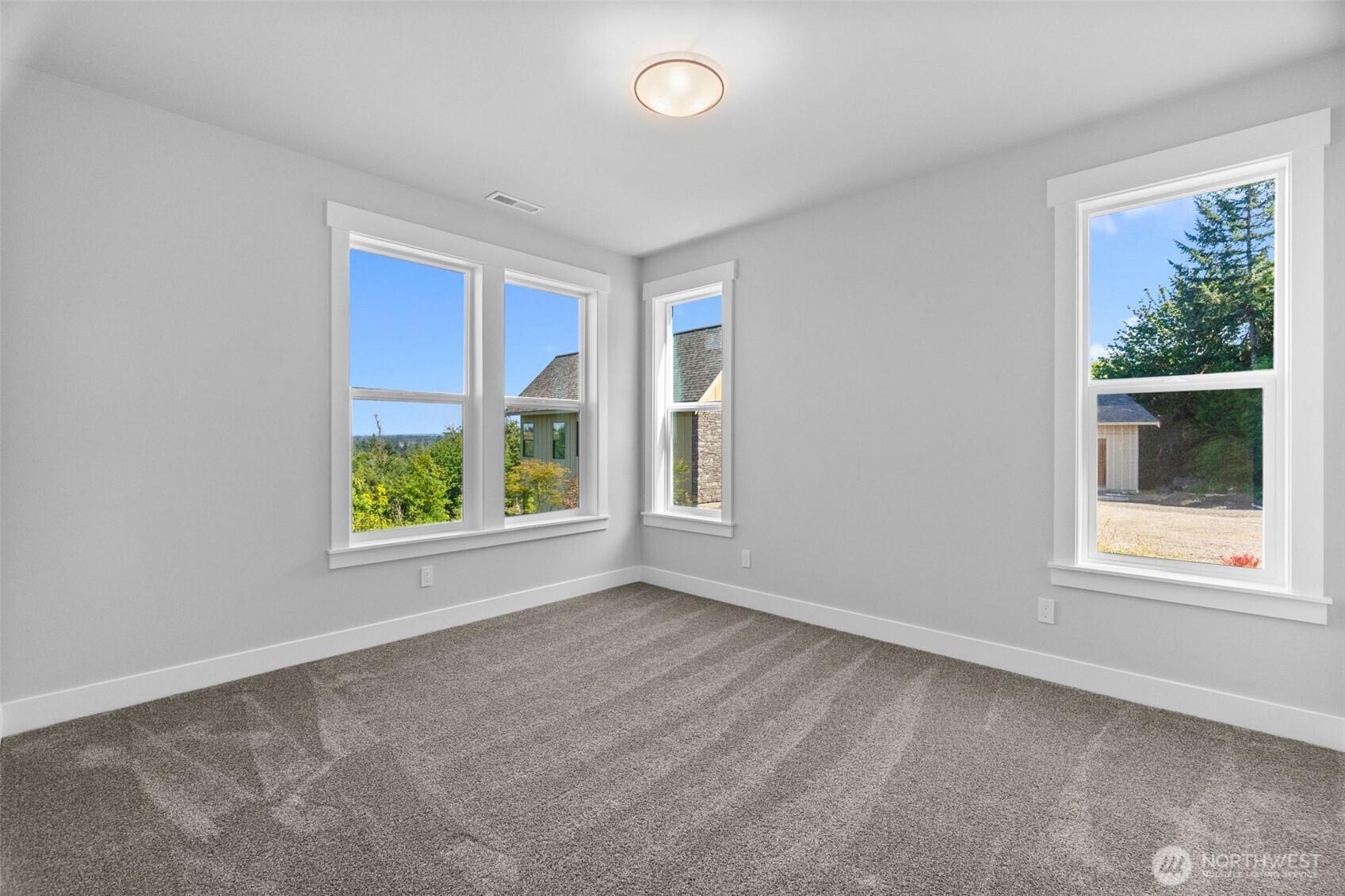 4737 Gold Ridge Lane Southwest Olympia, WA 98512 - Photo 31 of 40 Gallery Image 31