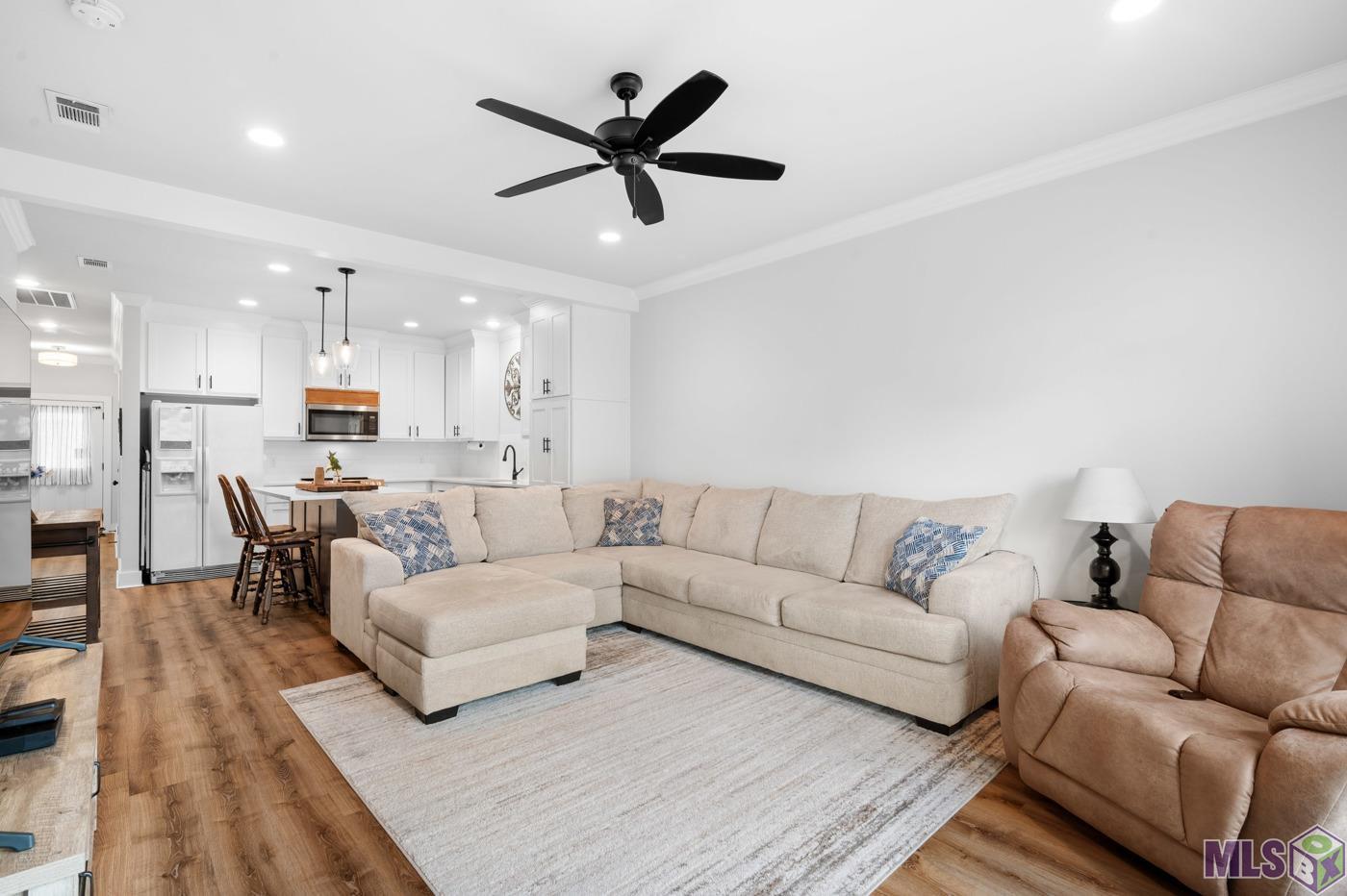 8065 Lockhart Road, Unit 3B Denham Springs, LA 70726 - Photo 3 of 13 Gallery Image 3