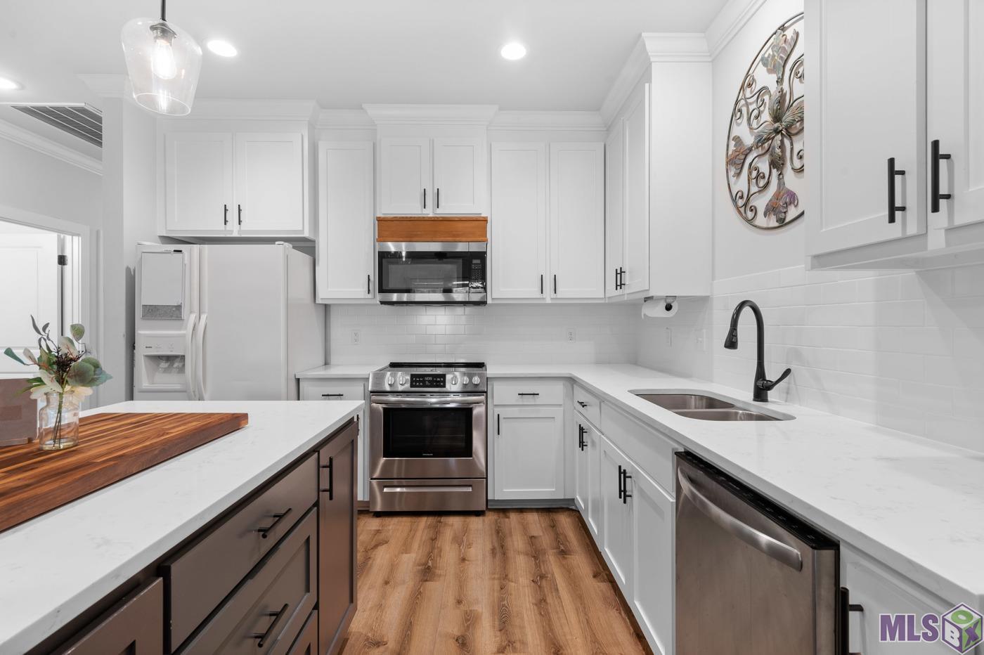 8065 Lockhart Road, Unit 3B Denham Springs, LA 70726 - Photo 5 of 13 Gallery Image 5